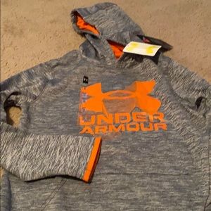 Under Armour boys size m grey & orange sweatshirt